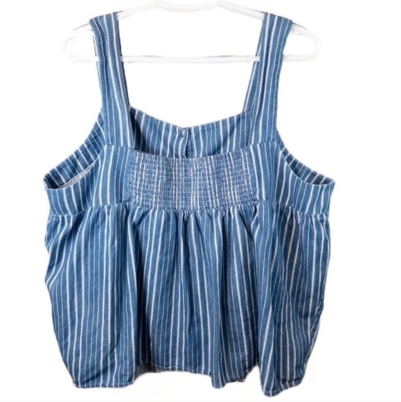 Old Navy Denim Blue White Stripe Women’s Large L Chambray Summer Tank Top EUC - Picture 2 of 7